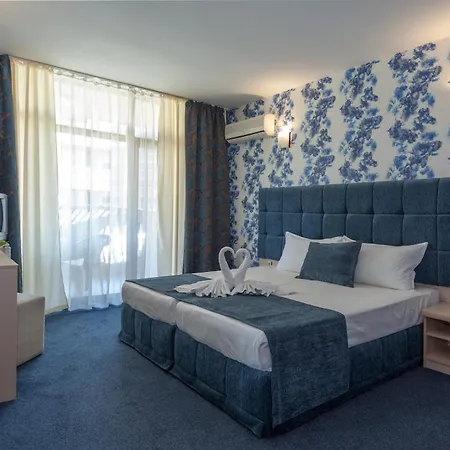 Grenada Complex ساني بيتش