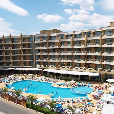 Grenada Complex 아파트