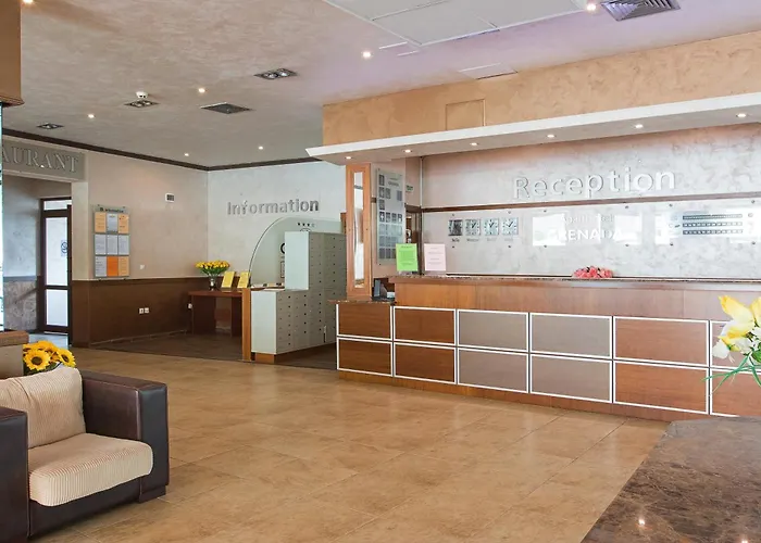 アパート Grenada Complex サニービーチ