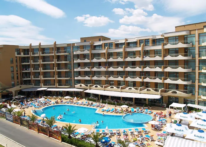 Grenada Complex アパート