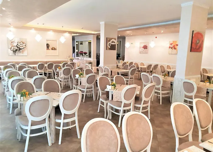 Grenada Complex アパート