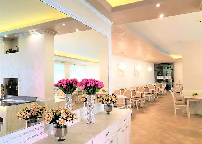 Grenada Complex * サニービーチ